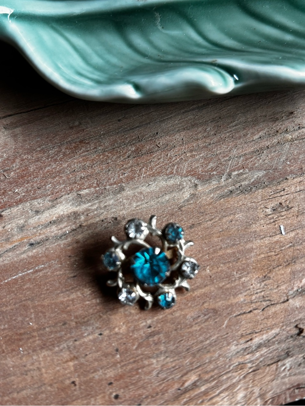 Vintage Blue-Green Crystal Floral Brooch - Vintage